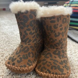 UGG baby boots size 0/1 US